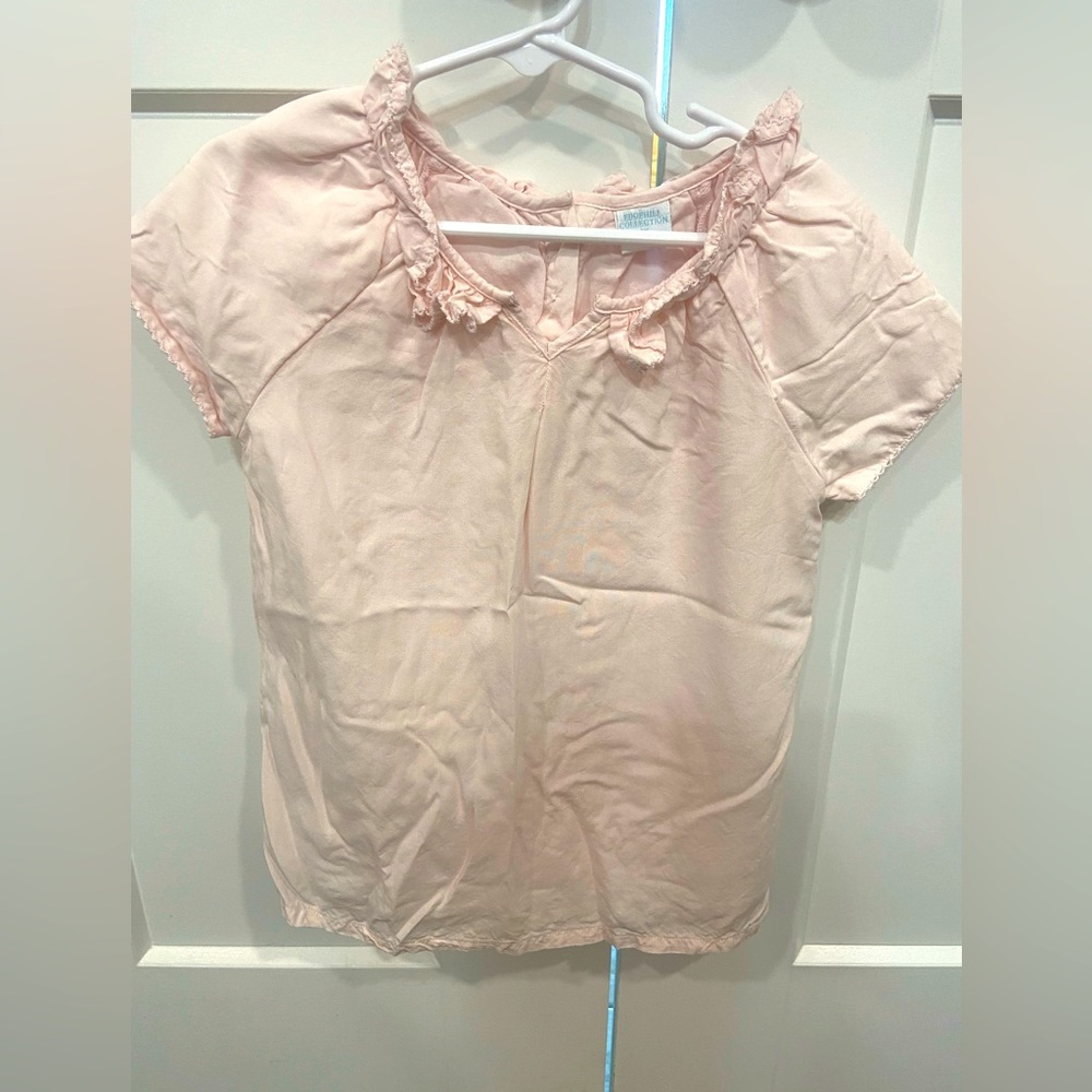 Dillards brand light pink girls top. Size 6x.